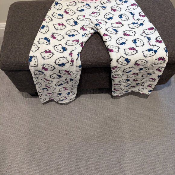 Hello Kitty Pajama Pants - Picture 3 of 3